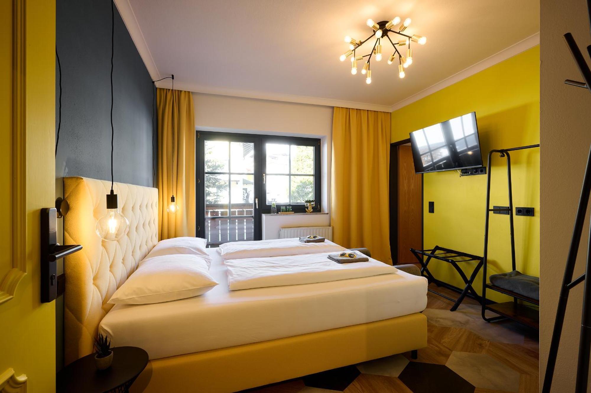 Boutique House Happyellow Acomodação com café da manhã  3*